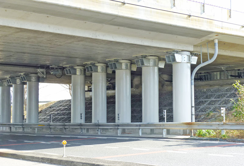 阪和自動車道鳴神高架橋（出島橋）耐震補強工事