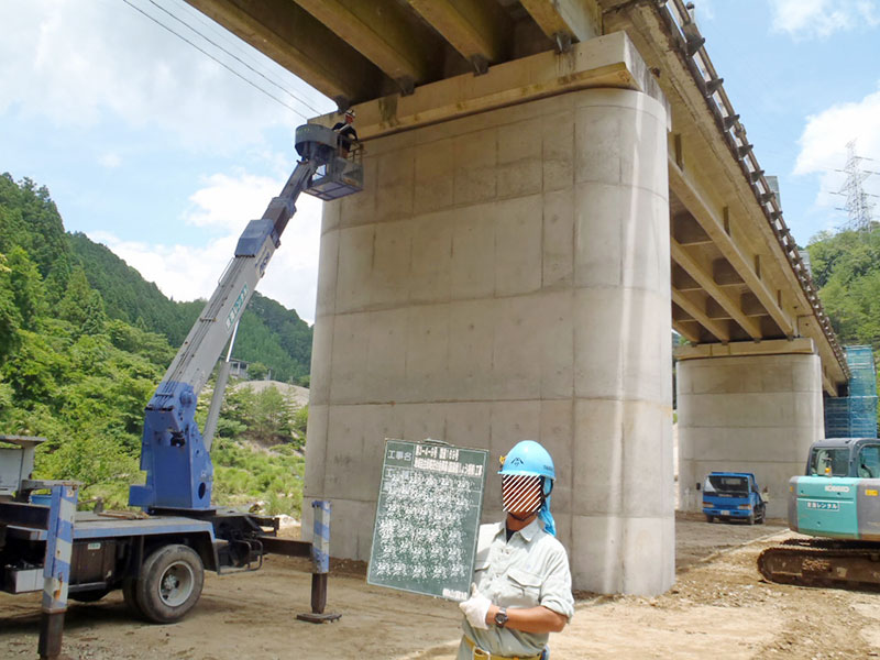 国道169号南池原橋脚補強工事