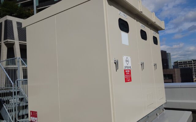 ロック茶屋町ビル_電気室｜防水・塗装工事